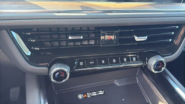 New 2026 Chevrolet Tahoe High Country w/ Sun And Tow Package image 23