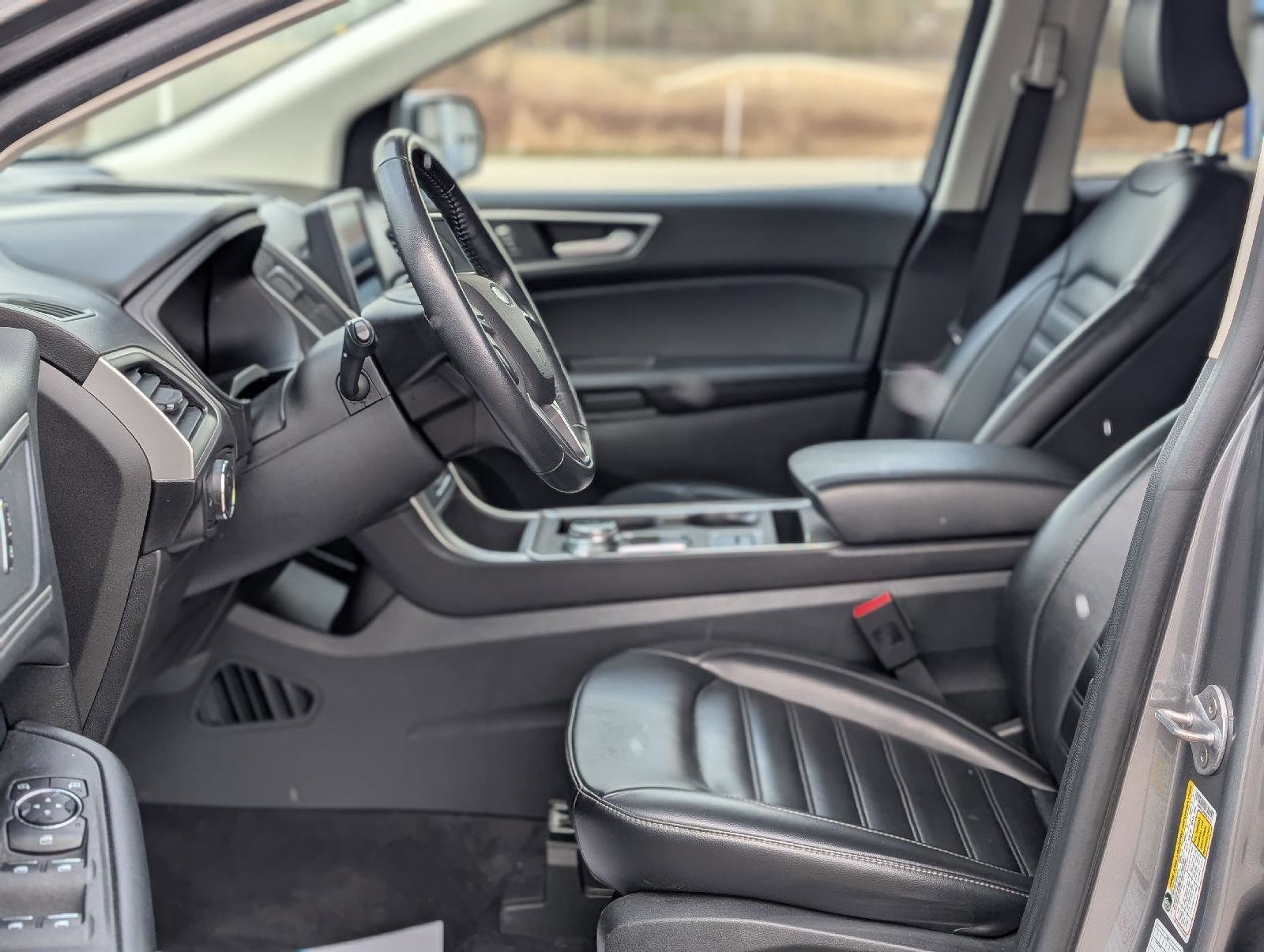 Used 2023 Ford Edge SEL image 19