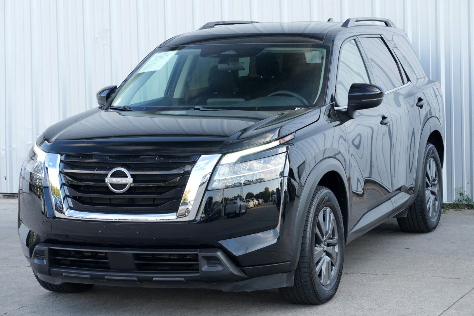 Used 2022 Nissan Pathfinder SV image 44