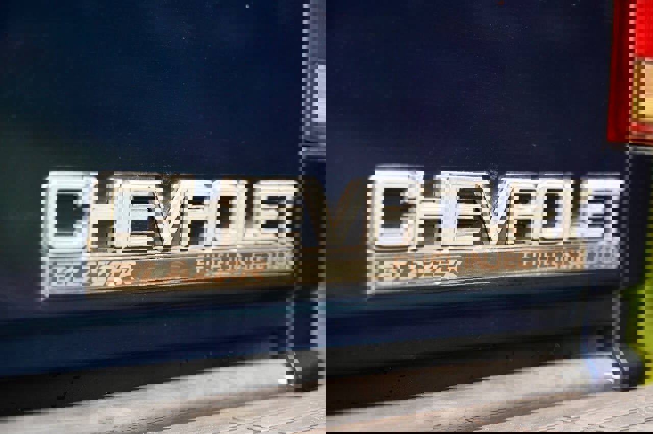 Used 1994 Chevrolet Blazer 4WD image 29