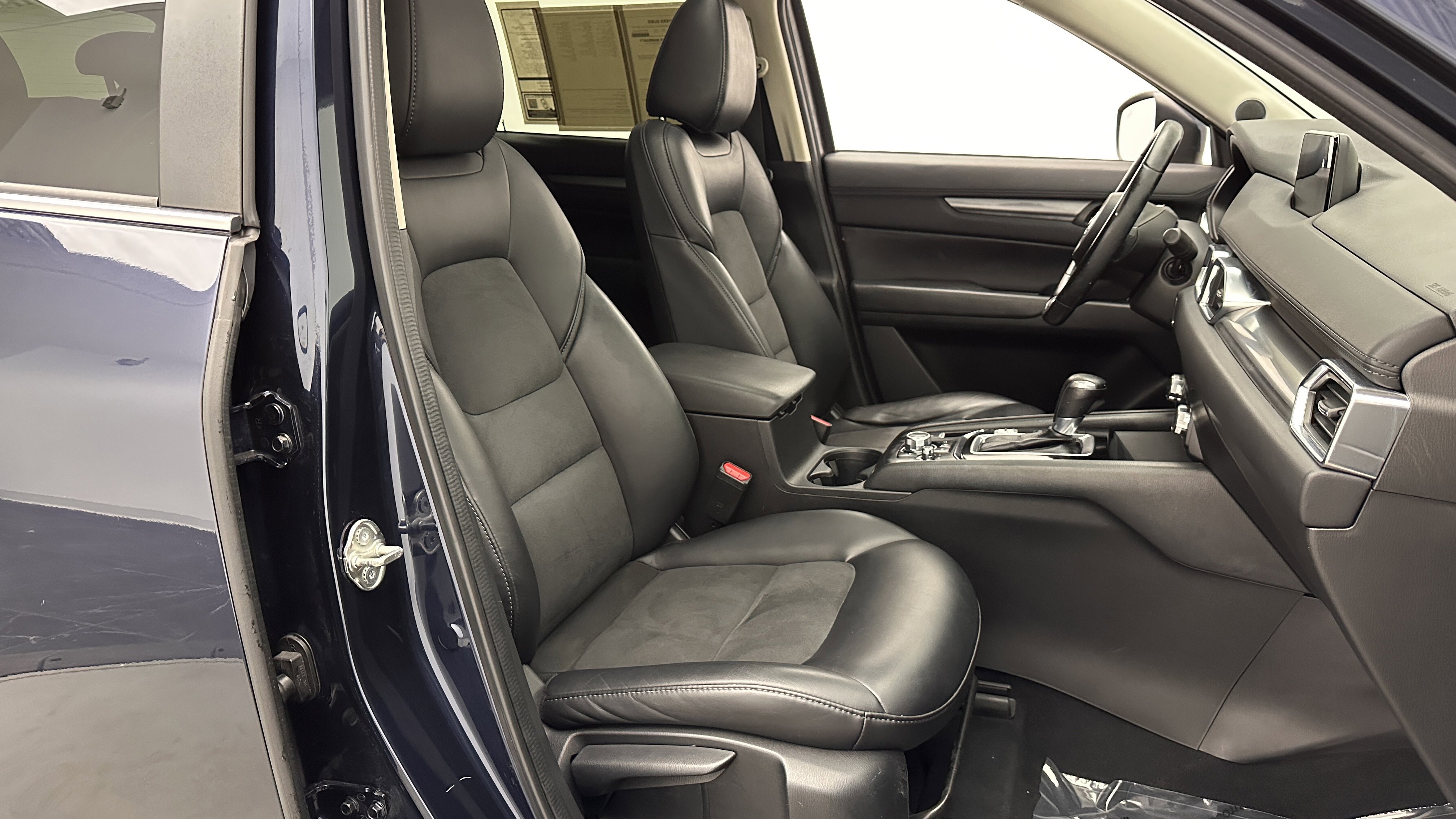 Used 2018 MAZDA CX-5 Touring w/ Preferred Equipment Package image 37