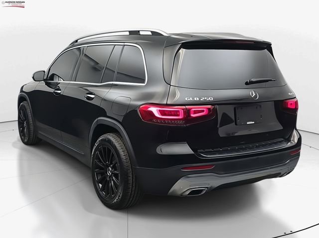 Used 2023 Mercedes-Benz GLB 250 4MATIC image 7