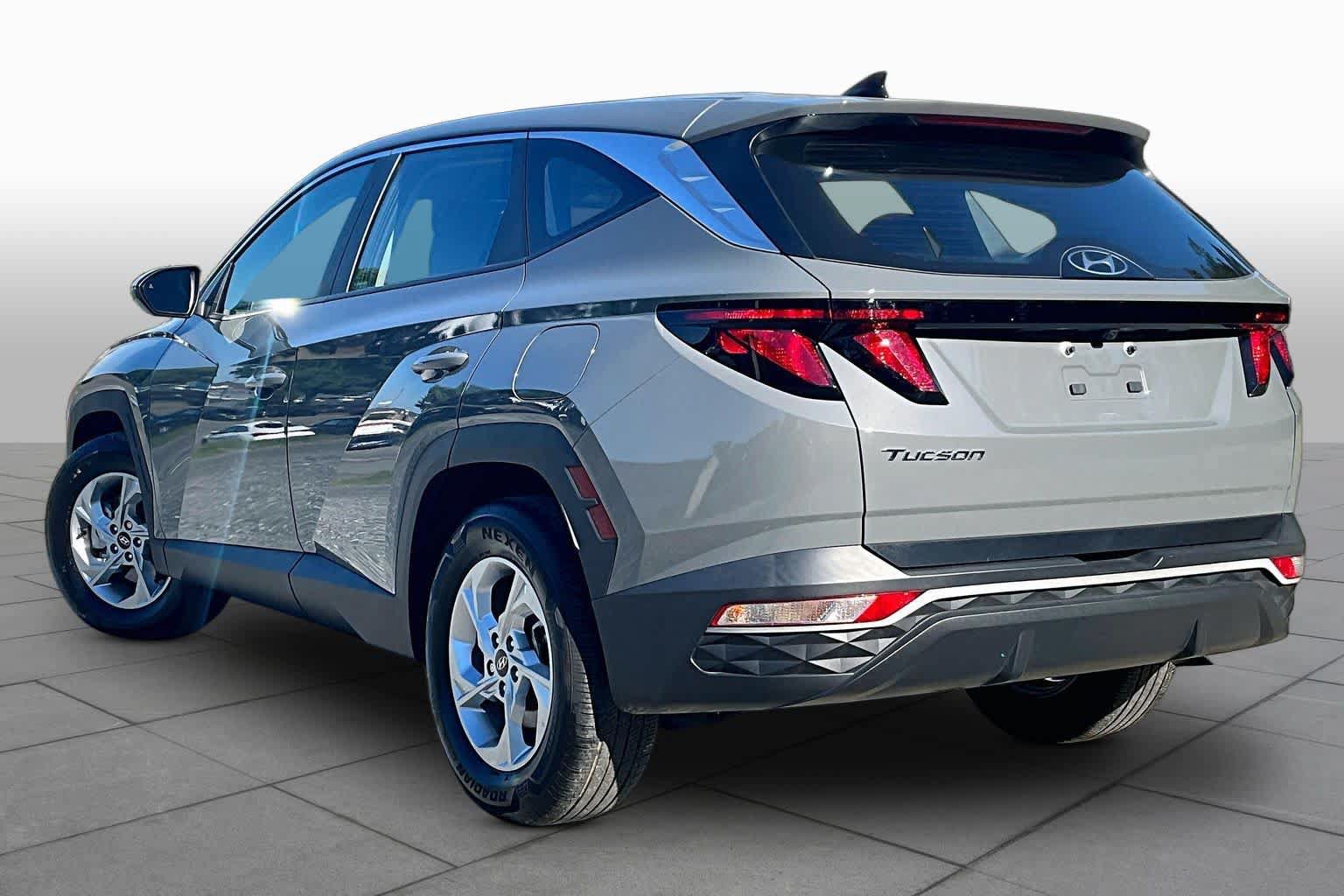 Used 2024 Hyundai Tucson SE FWD image 12