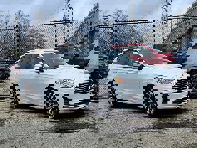 Certified 2020 Ford Fusion SE AWD/4WD image 1