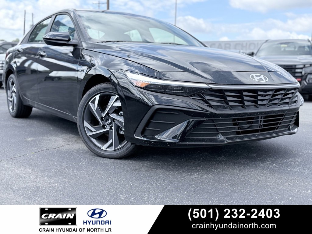New 2025 Hyundai Elantra SEL