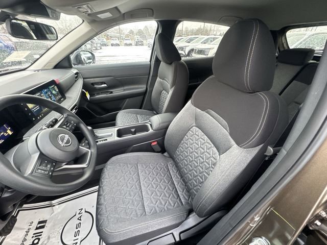 New 2026 Nissan Kicks SV image 11