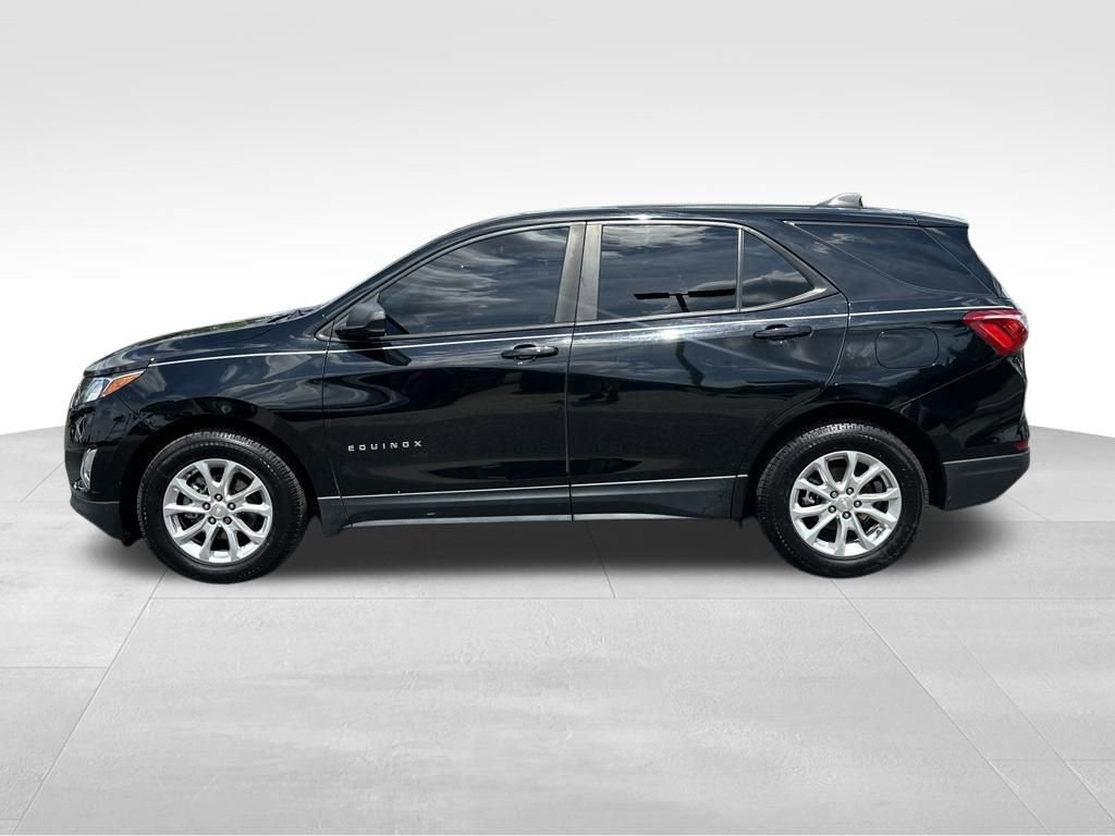 Used 2021 Chevrolet Equinox LS w/ LS Convenience Package image 4