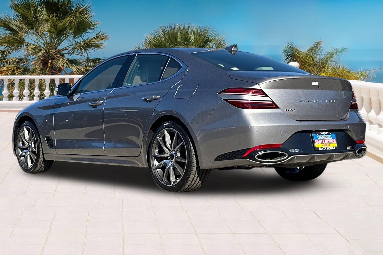 Used 2025 Genesis G70 2.5T image 7