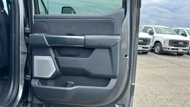 New 2026 Ford F250 Platinum AWD/4WD image 12