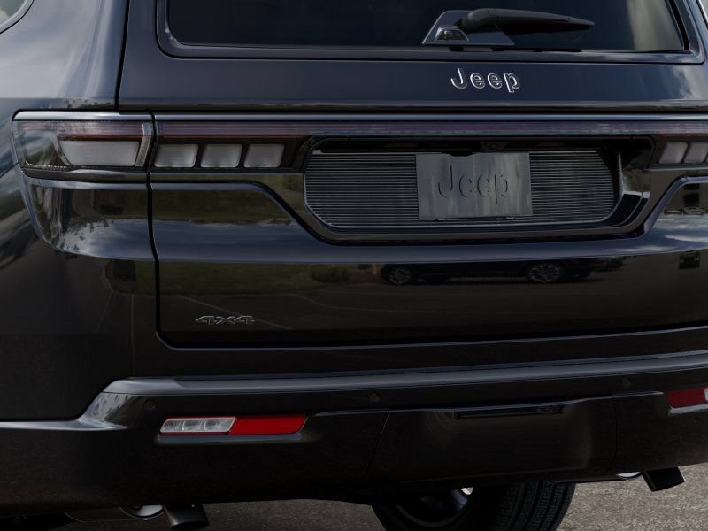 New 2026 Jeep Grand Wagoneer L Summit AWD/4WD image 13