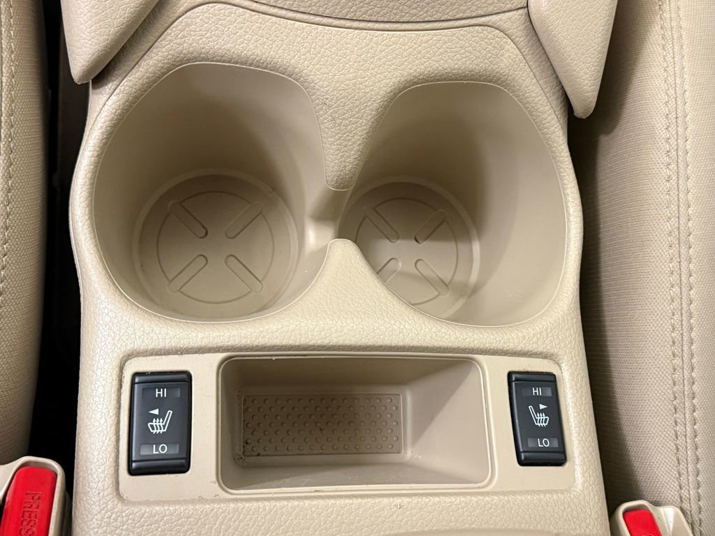 Used 2019 Nissan Rogue SV w/ Premium Package FWD image 28