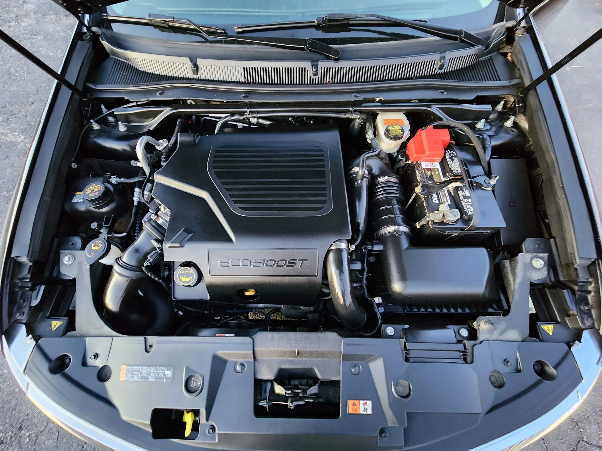Used 2016 Lincoln MKS AWD w/ Equipment Group 201A image 22