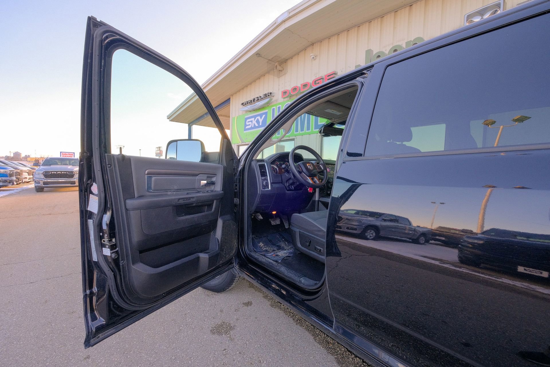 Used 2023 RAM 1500 Classic SLT w/ Trailer & Traction Group image 24