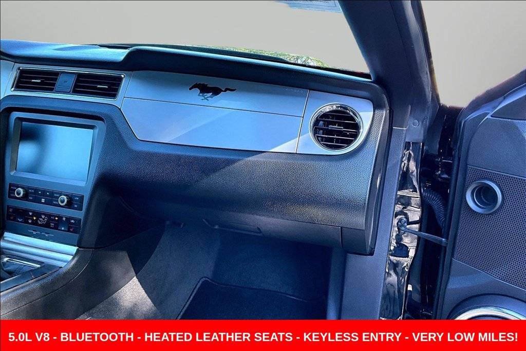 Used 2012 Ford Mustang GT Premium w/ Electronics Pkg RWD image 28