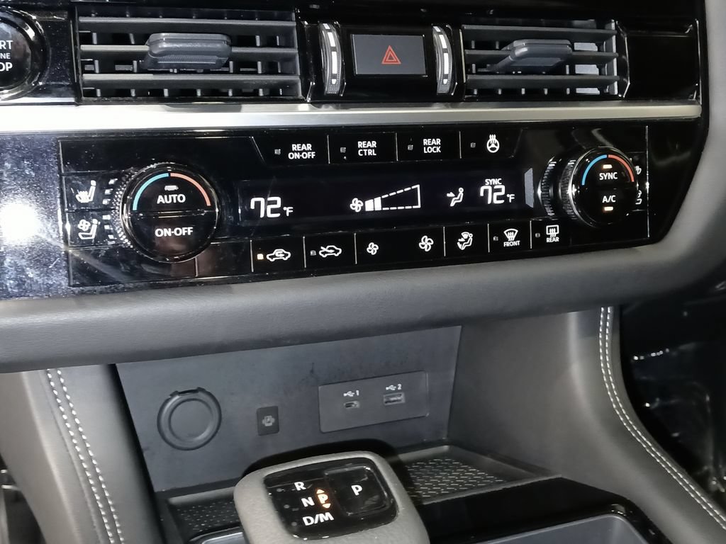 Used 2025 Nissan Pathfinder Platinum w/ Cargo Package AWD/4WD image 23