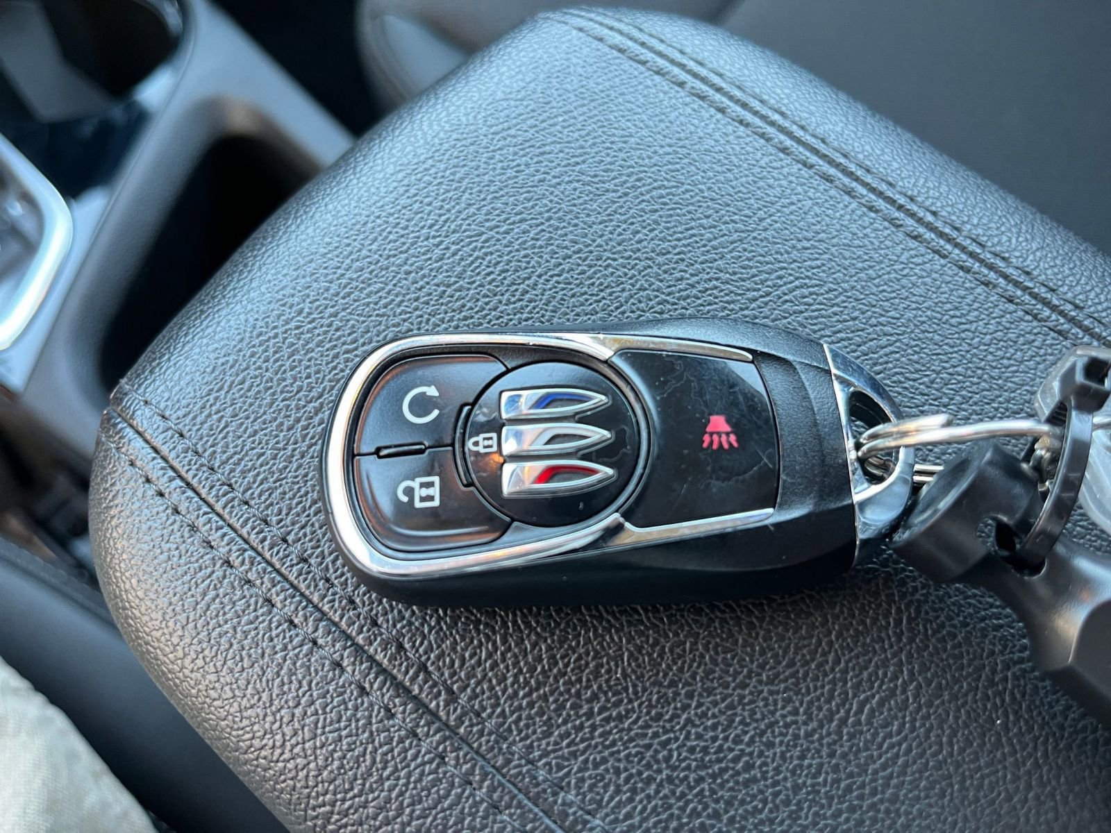 Used 2025 Buick Encore GX Preferred image 23