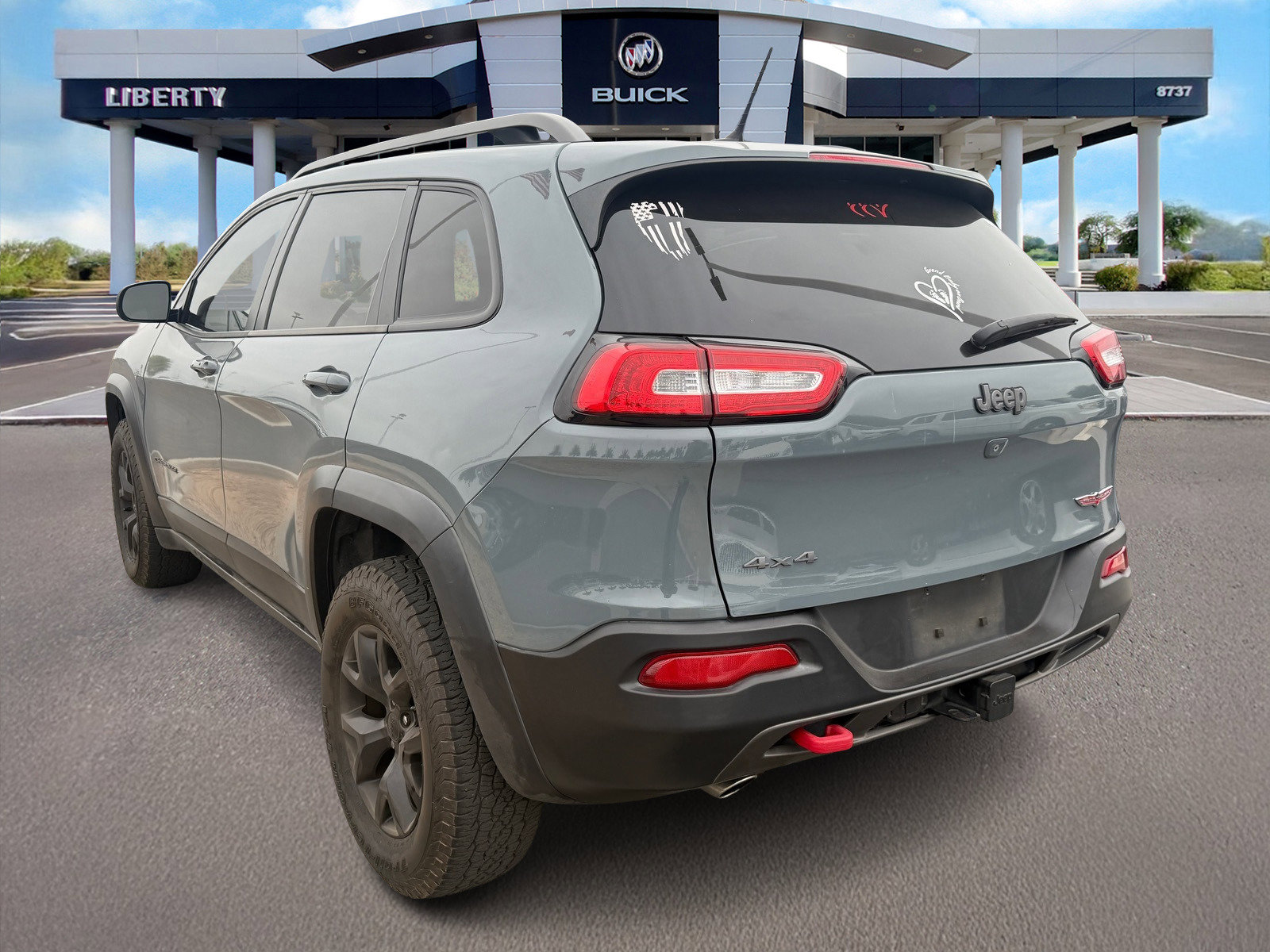 Used 2014 Jeep Cherokee Trailhawk w/ Comfort/Convenience Group image 3