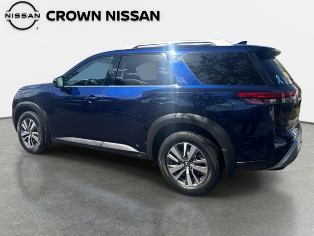 Certified 2022 Nissan Pathfinder SL w/ SL Black Package image 5