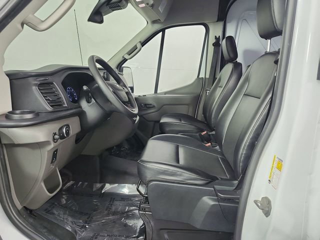 Used 2023 Ford Transit 250 Medium Roof AWD image 4