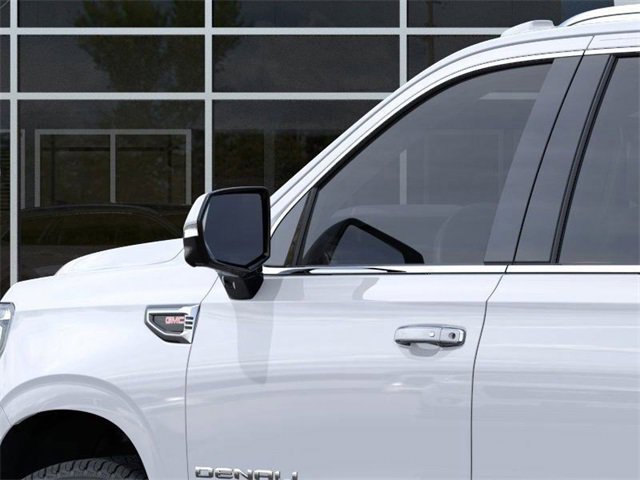 New 2026 GMC Yukon XL Denali w/ Denali Reserve Package image 12