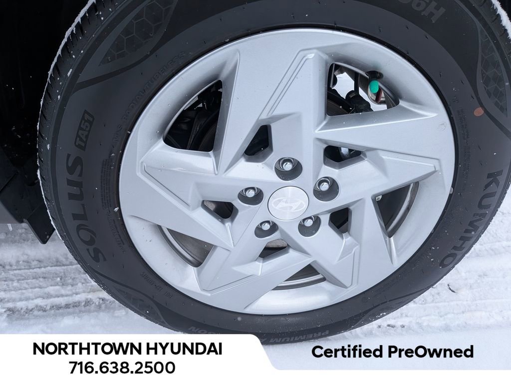 Certified 2026 Hyundai Kona SE image 40