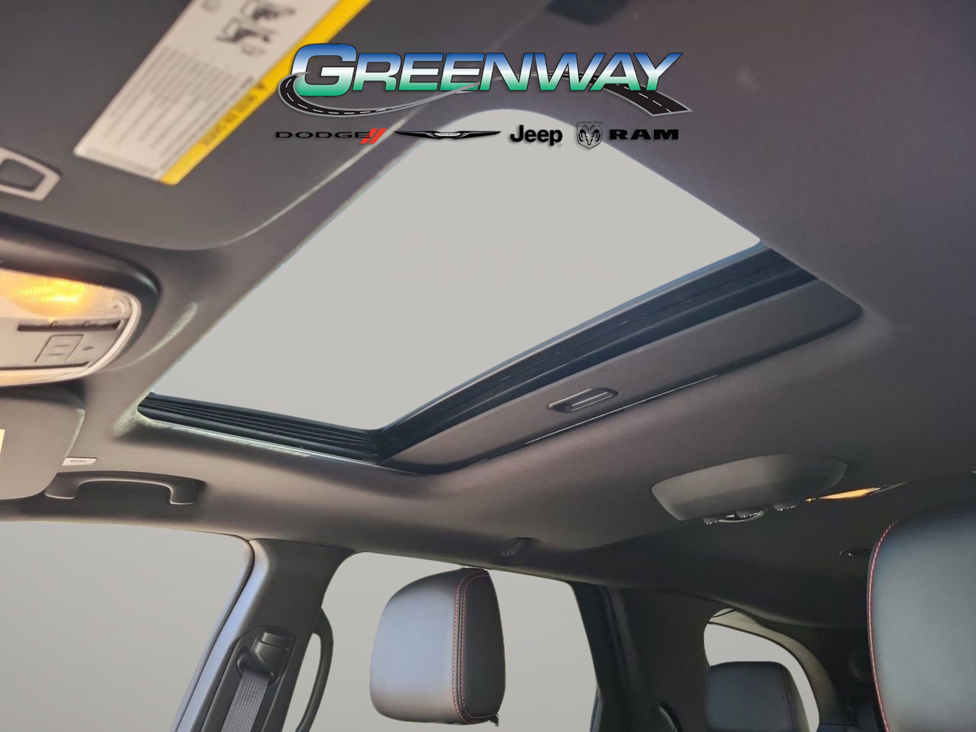 Used 2025 Dodge Durango GT image 17