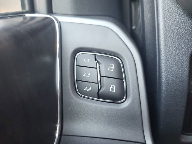 New 2026 Ford F350 Lariat image 14