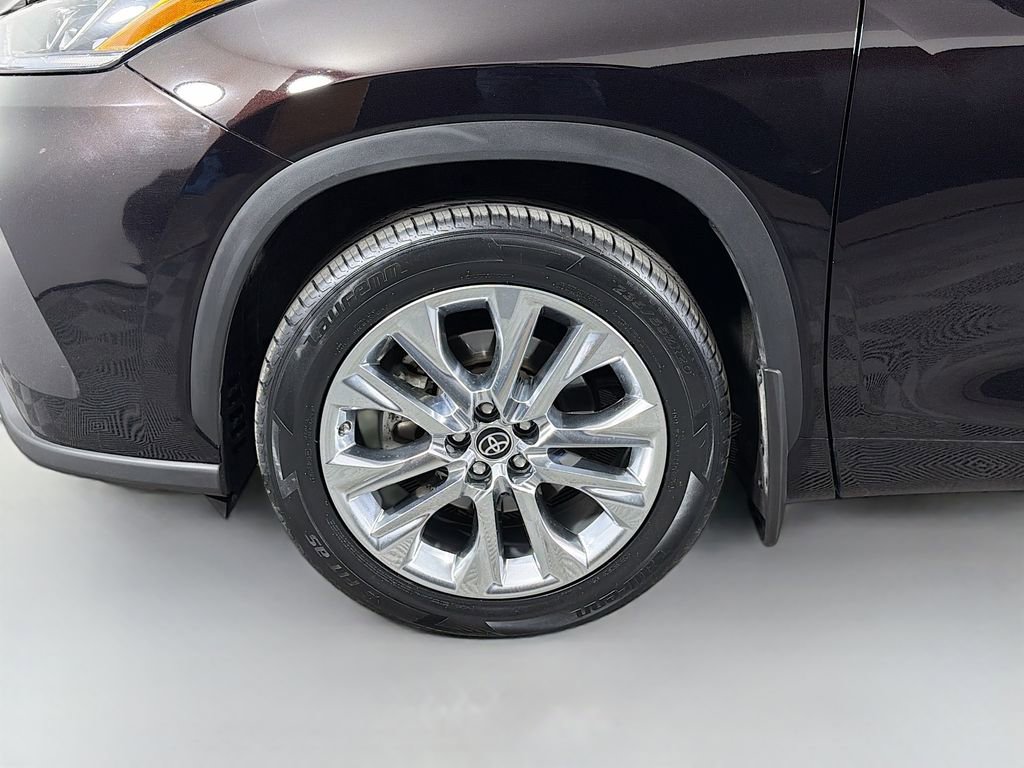 Used 2022 Toyota Highlander Limited image 35
