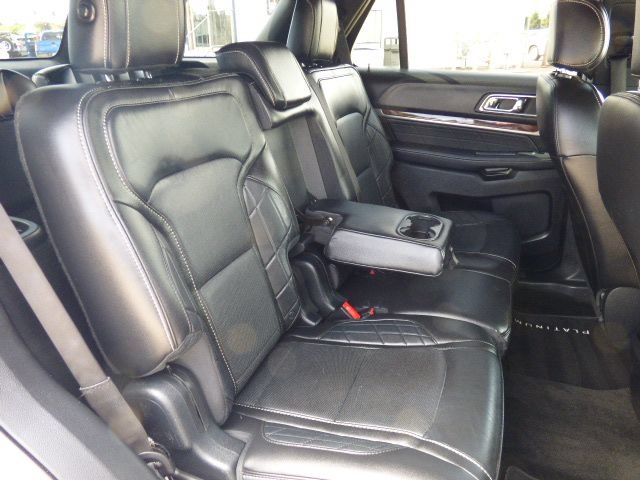 Used 2017 Ford Explorer Platinum AWD/4WD image 18