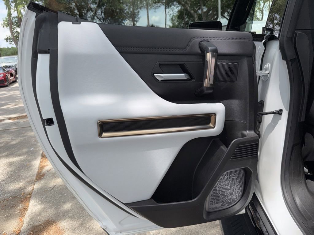 Used 2025 GMC Hummer EV 3X AWD/4WD image 31