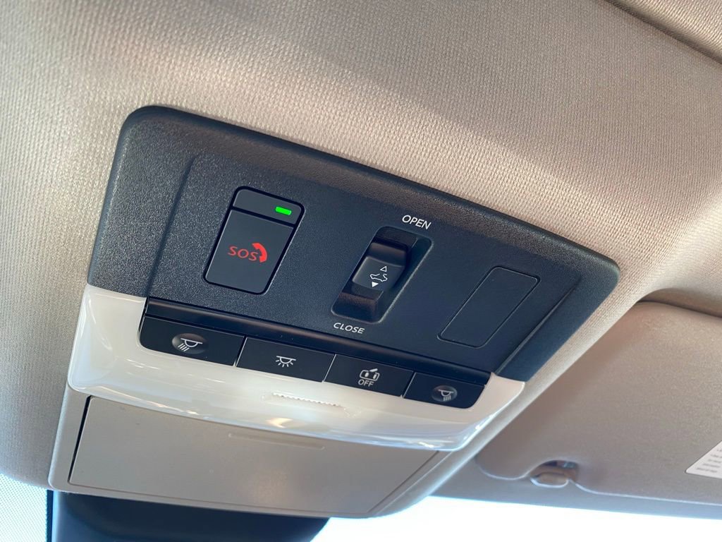 New 2025 Nissan Sentra SR w/ SR Premium Package image 30