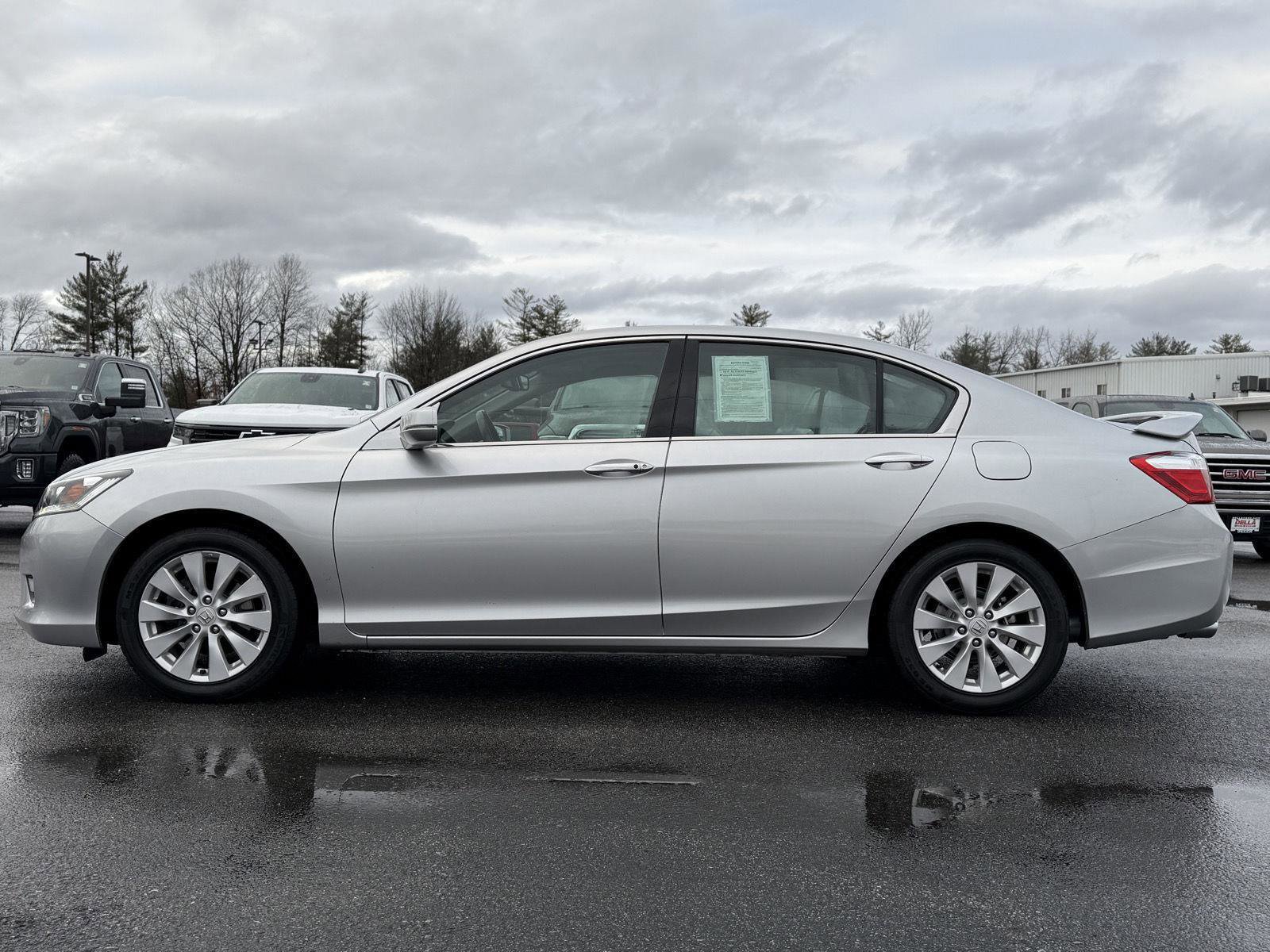 Used 2015 Honda Accord EX-L image 8