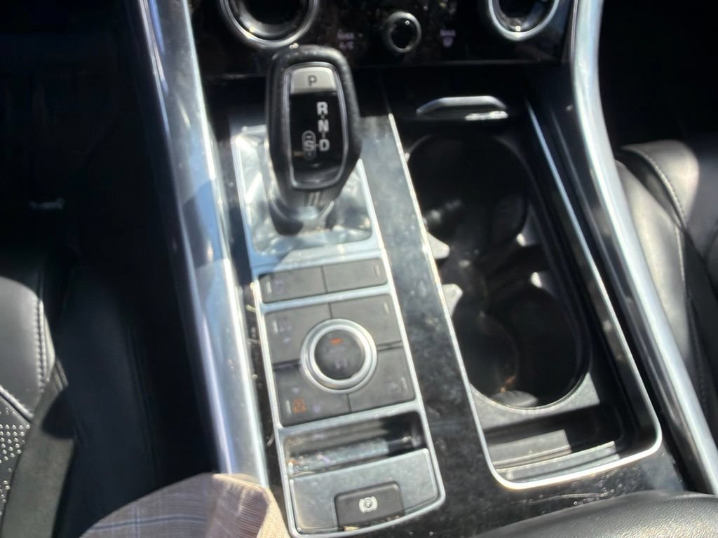 Used 2022 Land Rover Range Rover Sport SVR AWD/4WD image 18