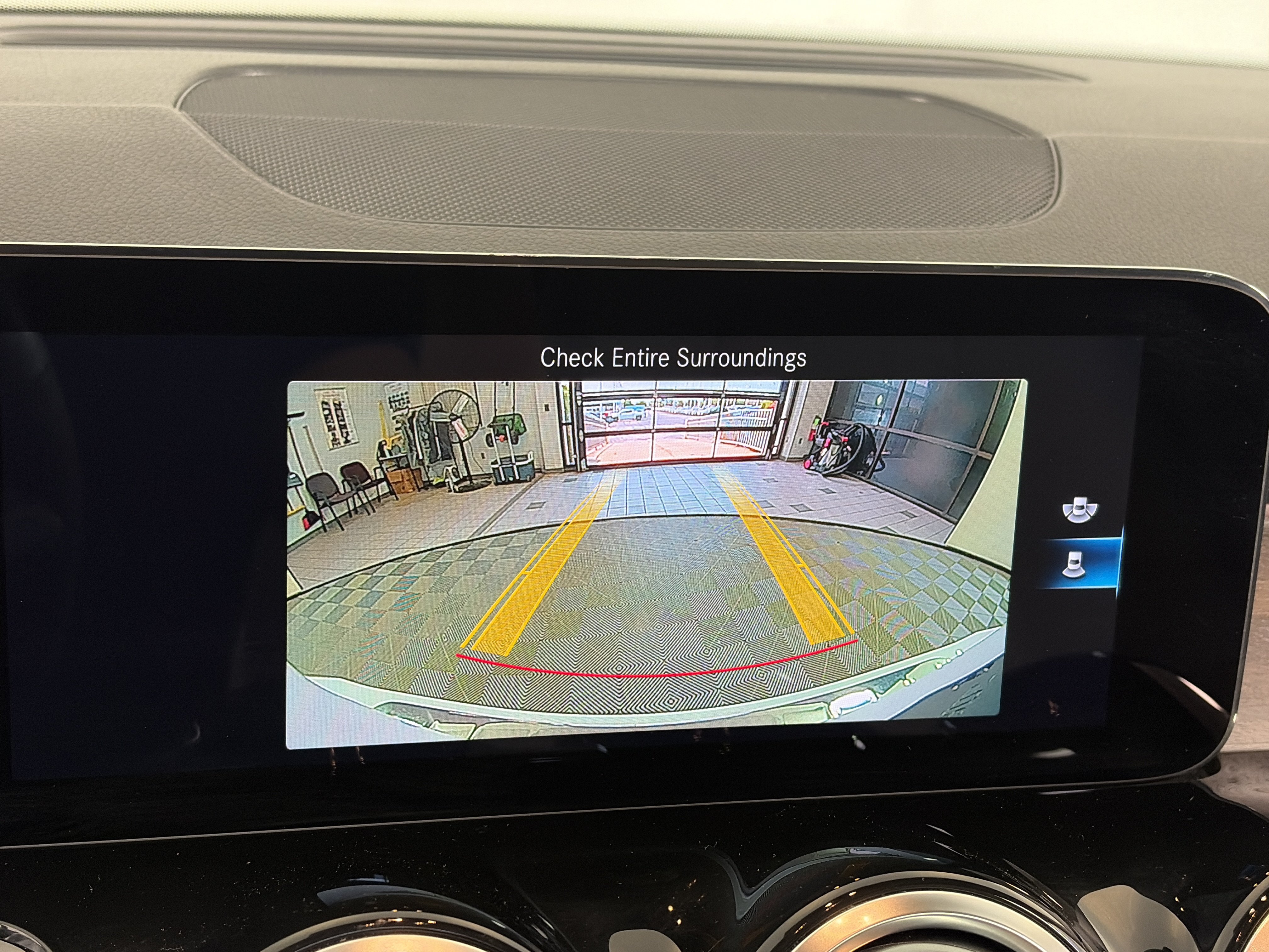 Certified 2022 Mercedes-Benz GLB 250 4MATIC image 21