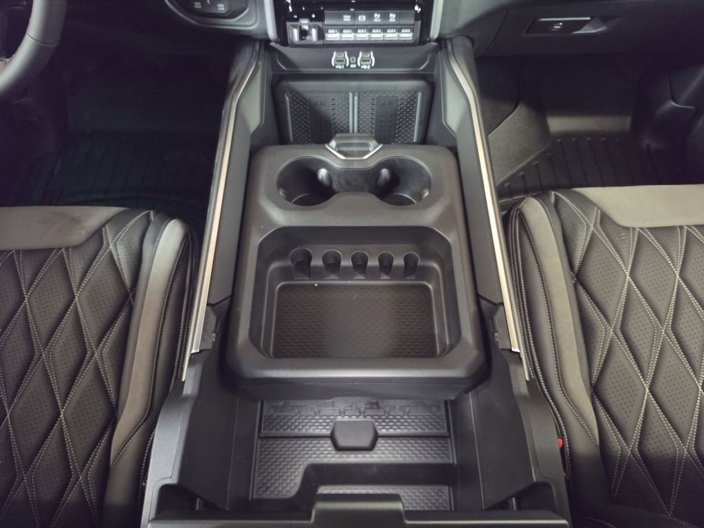 New 2026 RAM 2500 Big Horn AWD/4WD image 16