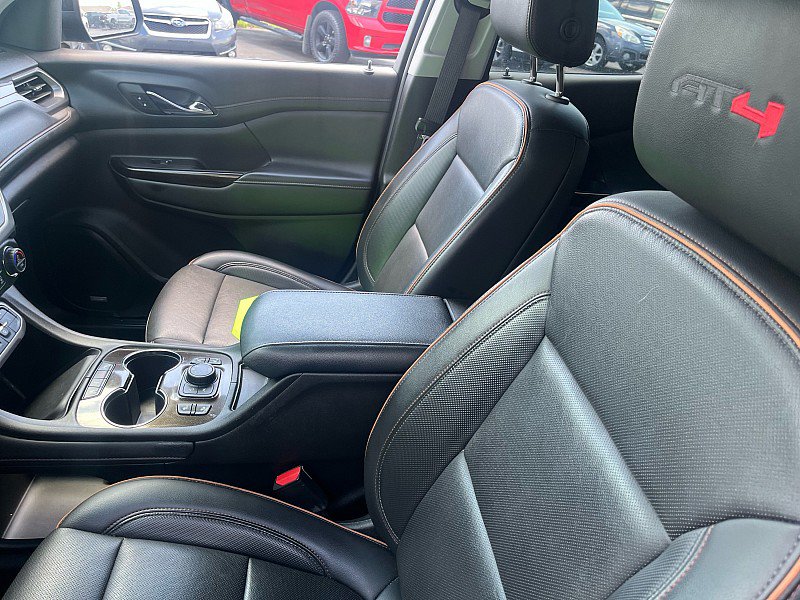 Used 2023 GMC Acadia AT4 AWD/4WD image 12
