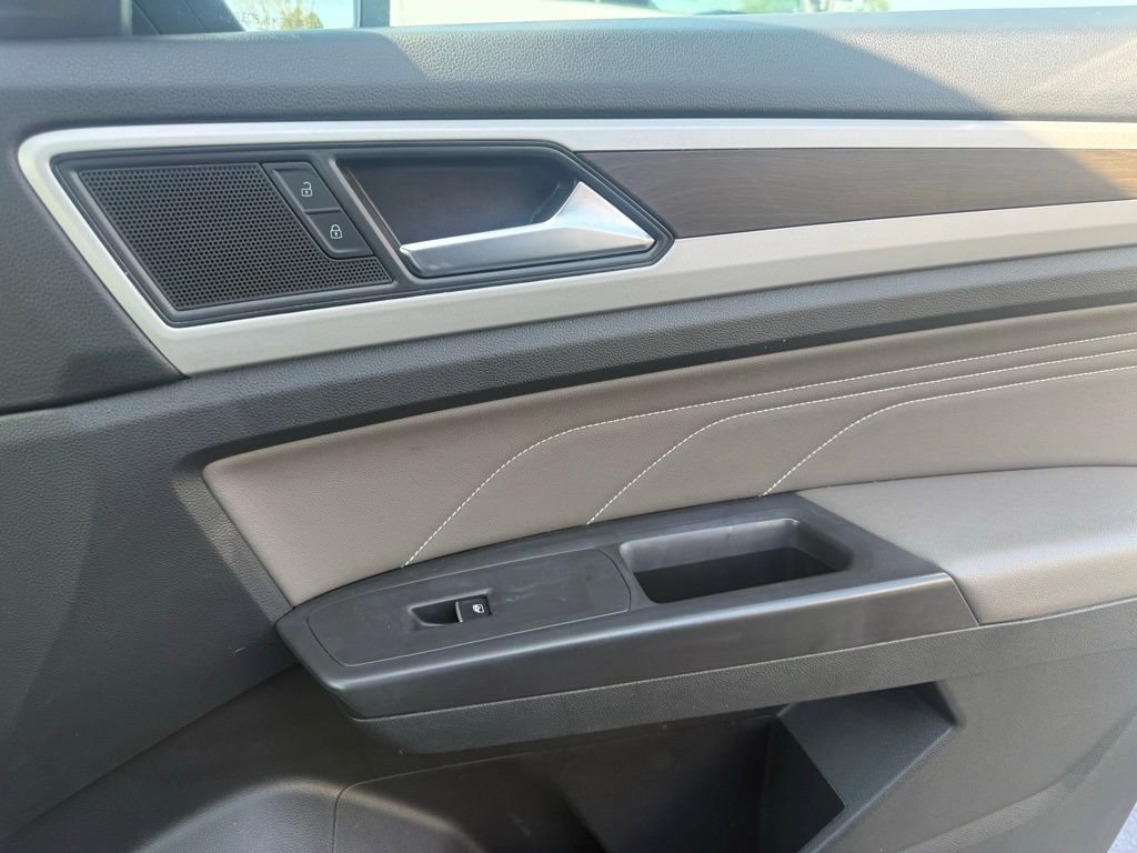 Used 2023 Volkswagen Atlas SE image 19