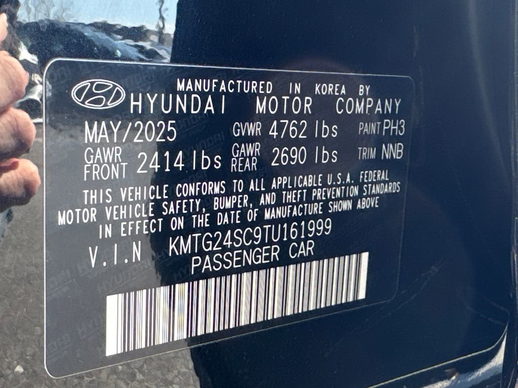 Used 2026 Genesis G70 2.5T Prestige image 33