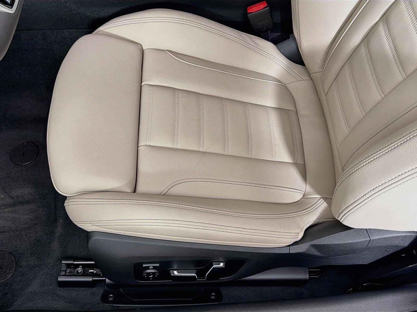 New 2027 BMW M440i Convertible w/ Premium Package RWD image 17