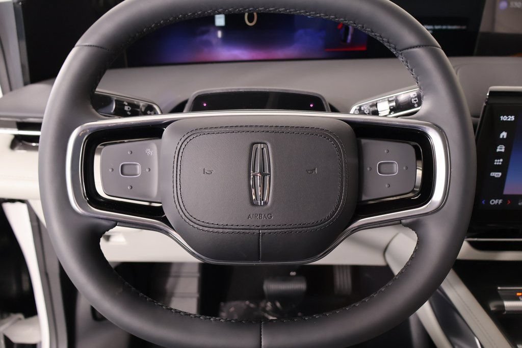 New 2026 Lincoln Nautilus Premier w/ Jet Appearance Package AWD/4WD image 3