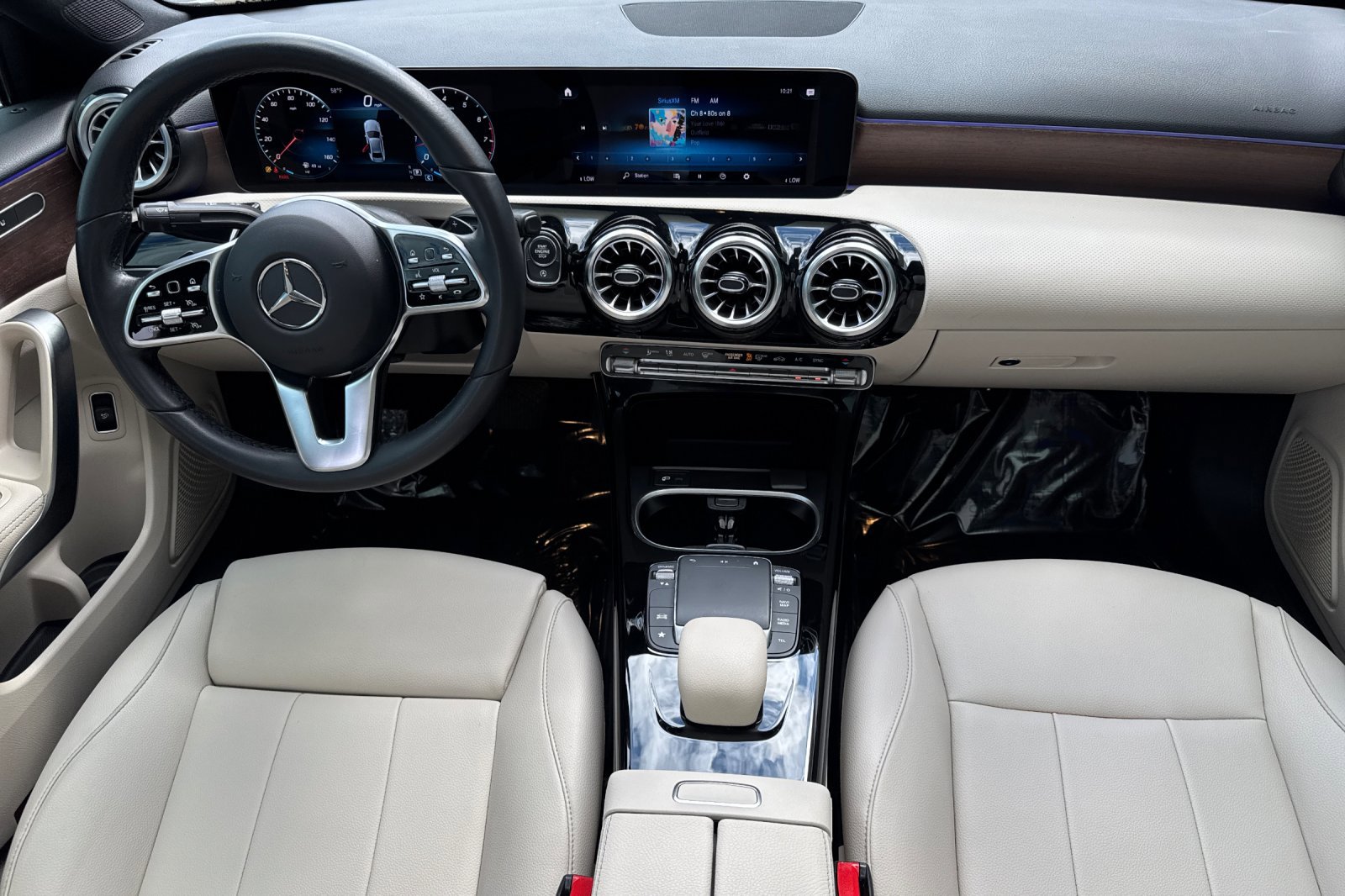 Used 2022 Mercedes-Benz A 220 4MATIC image 13