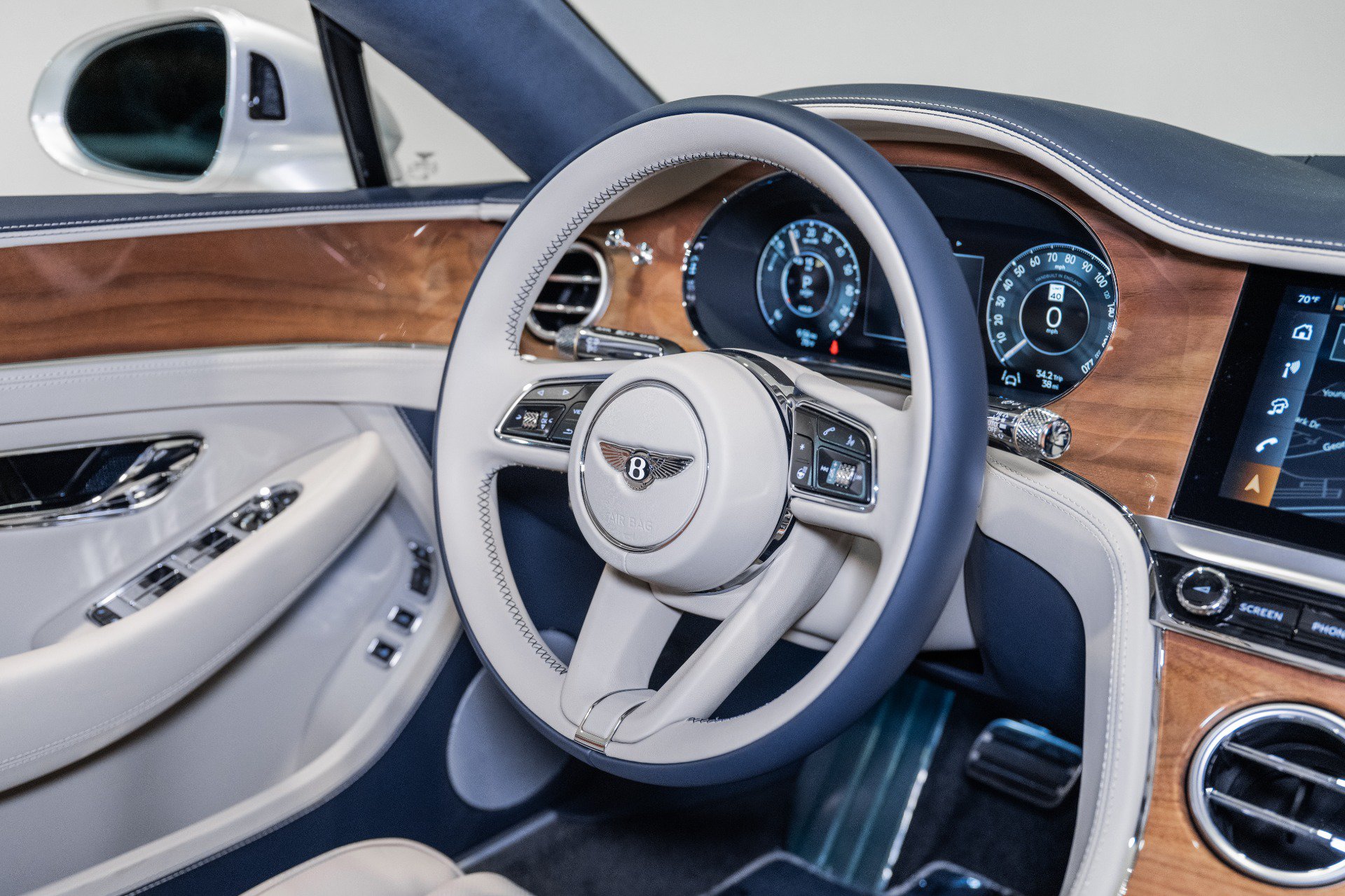 New 2026 Bentley Continental GT AWD/4WD image 24