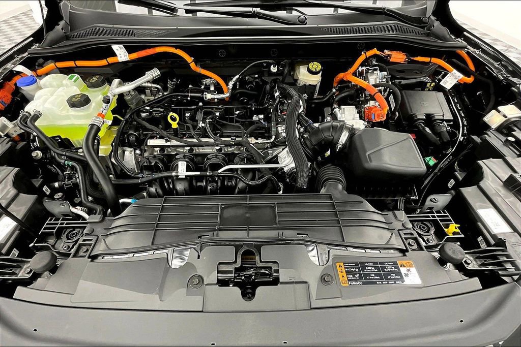 New 2025 Ford Escape SE w/ PHEV Premium Package FWD image 12