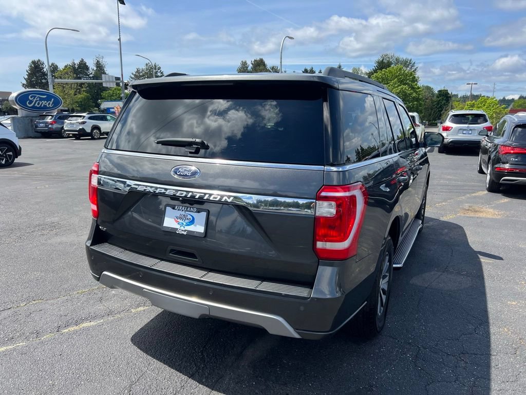Used 2021 Ford Expedition XLT w/ Equipment Group 202A AWD/4WD image 7