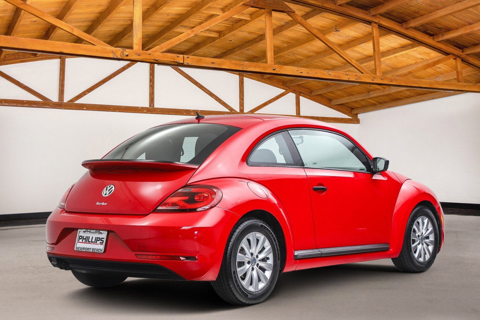 Used 2018 Volkswagen Beetle 2.0T S FWD image 5