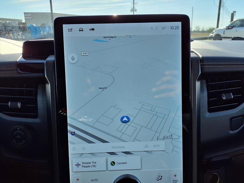 Used 2024 Ford Expedition Platinum image 10