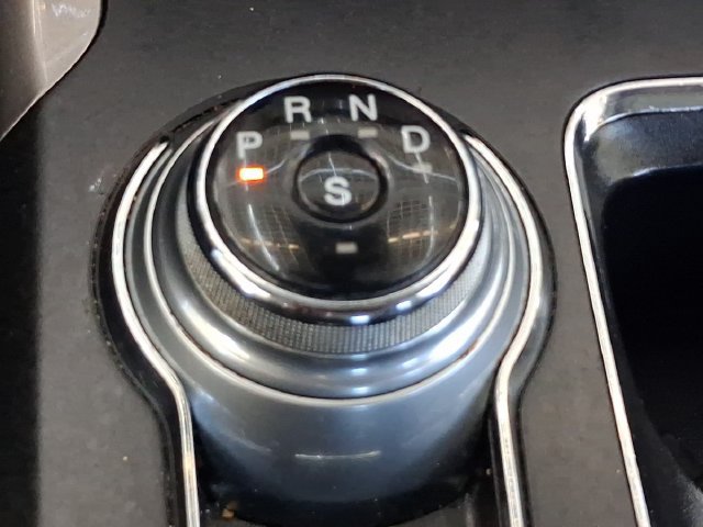 Used 2019 Ford Fusion SEL FWD image 33