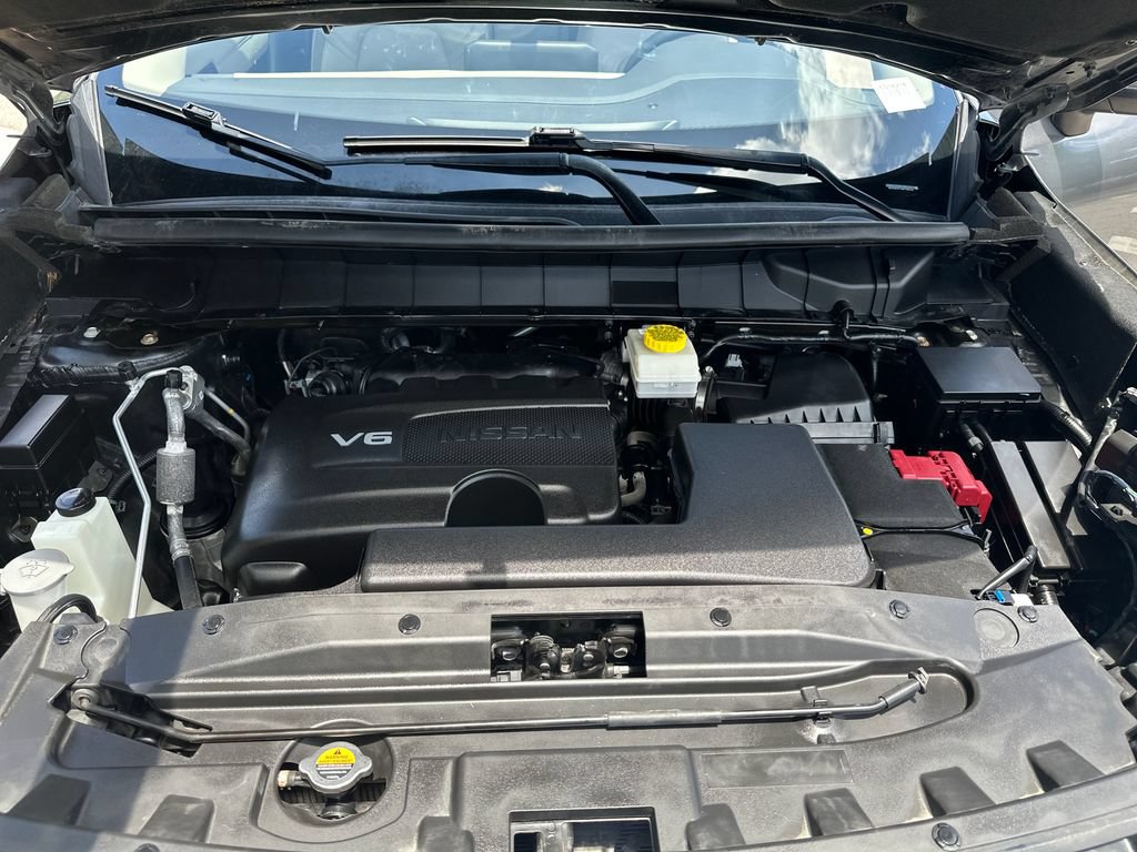 Used 2023 Nissan Pathfinder SL AWD/4WD image 17
