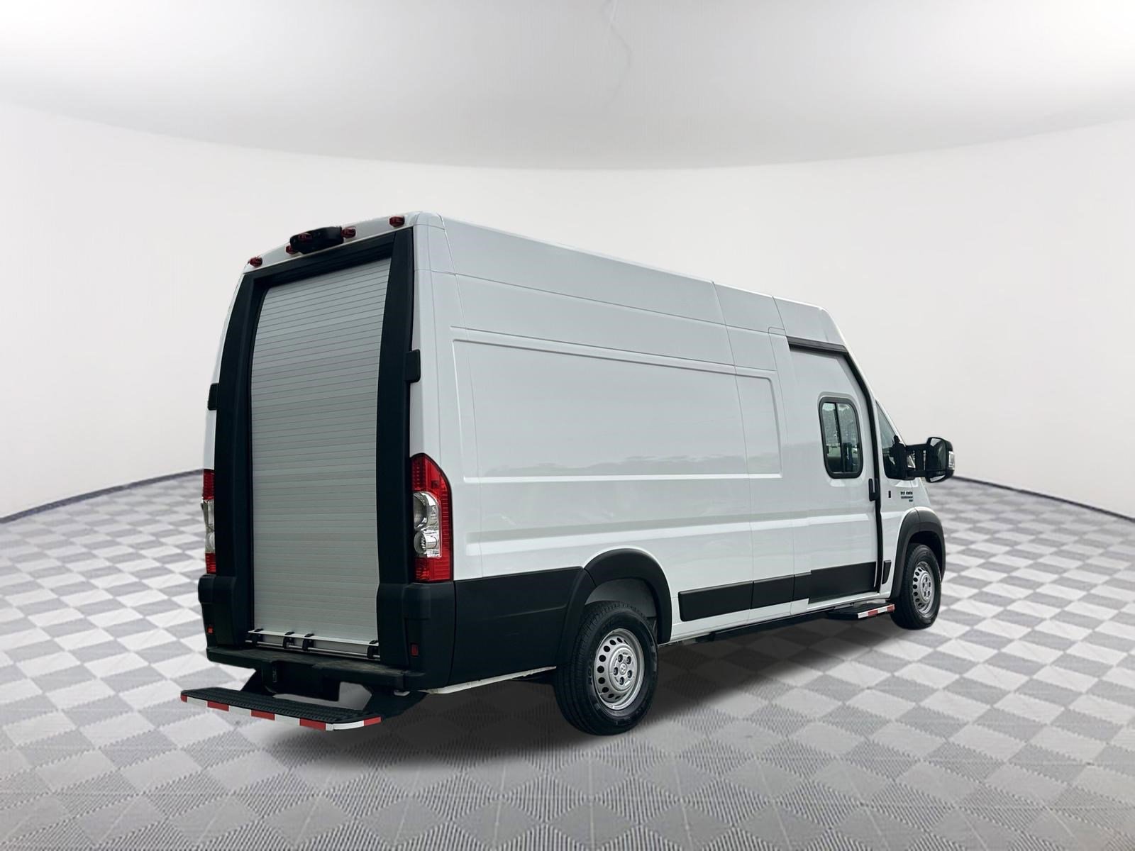 Used 2024 RAM ProMaster 3500 w/ Delivery Van Package image 7