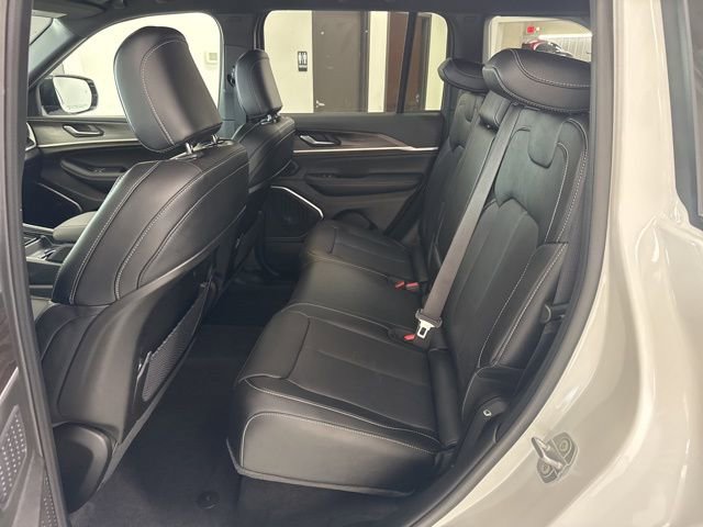 New 2026 Jeep Grand Cherokee Limited Reserve image 17